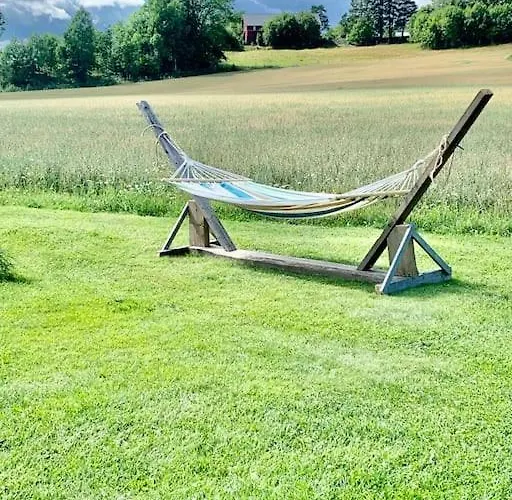 Close To E18 アパート Holmestrand